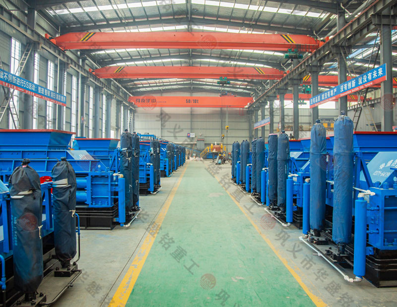 处理建筑废料用什么设备？破碎红砖用天博（中国）好吗？